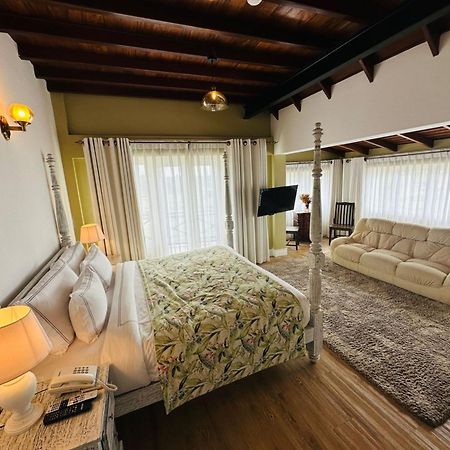 Pedro Barn Hotel At Little England Cottages 努沃勒埃利耶 外观 照片