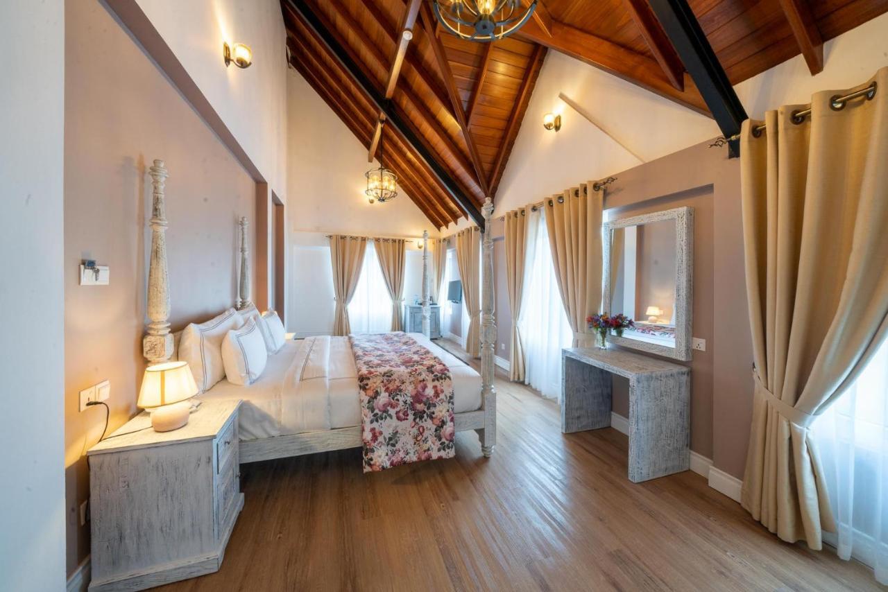 Pedro Barn Hotel At Little England Cottages 努沃勒埃利耶 外观 照片