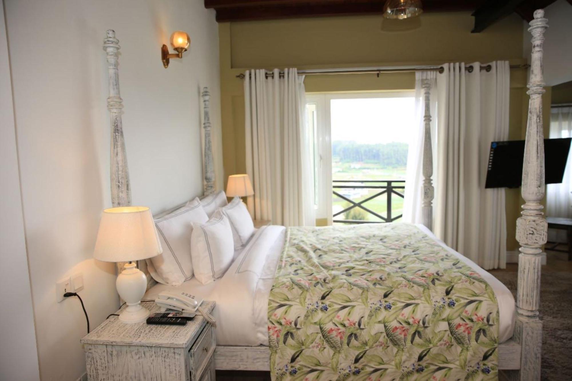 Pedro Barn Hotel At Little England Cottages 努沃勒埃利耶 外观 照片